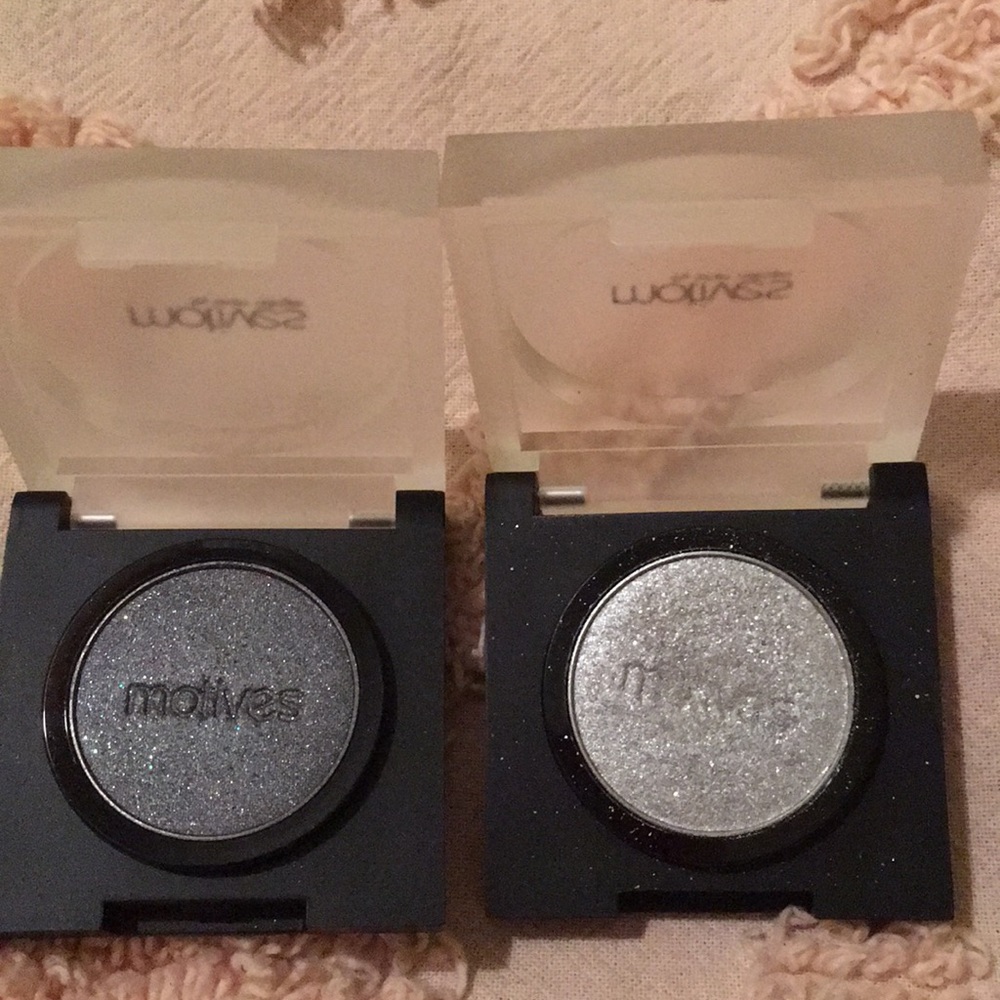 Motives Cosmetics - Picture 6 of 8